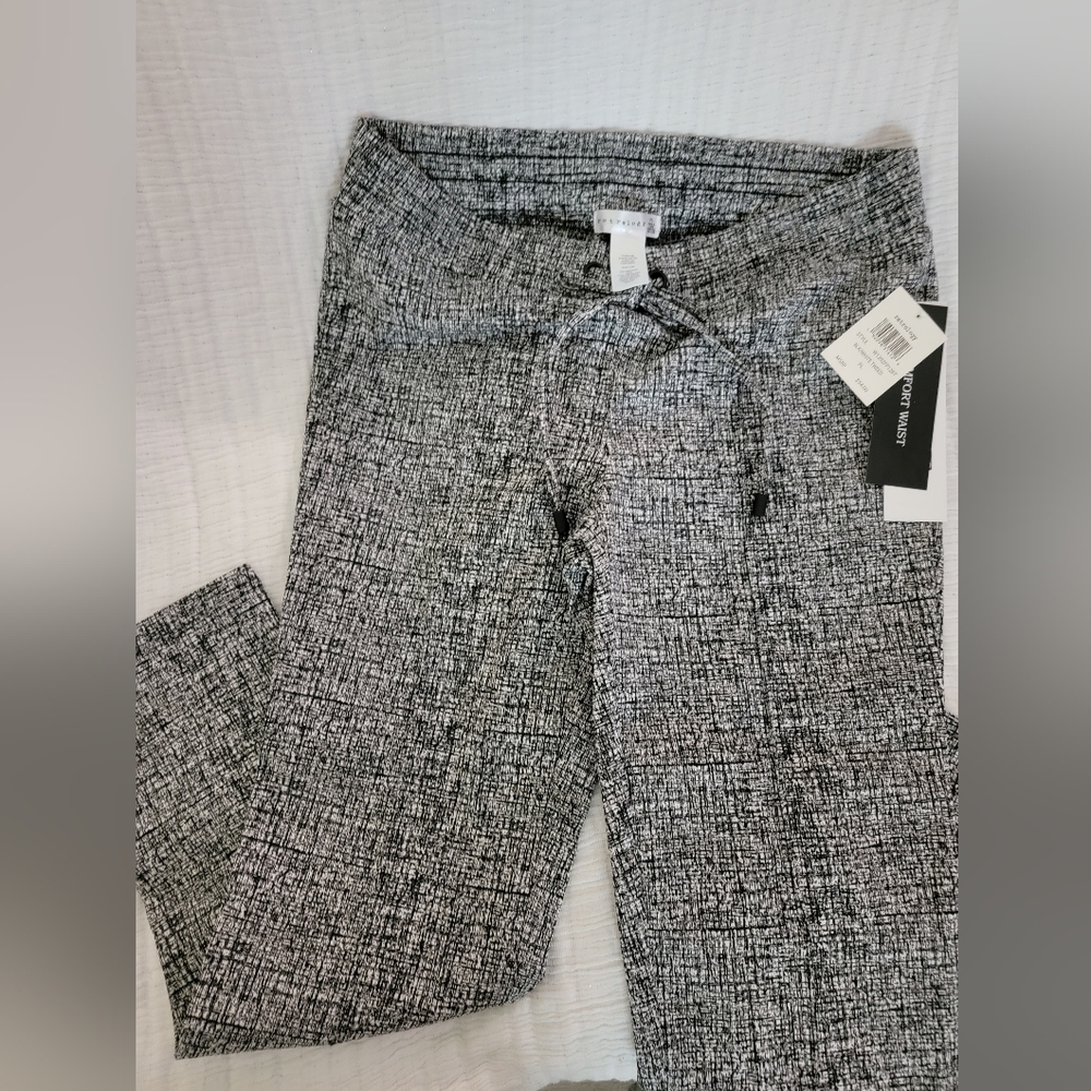 Retrology black and white tweed look, pull on pants with drawstring waist